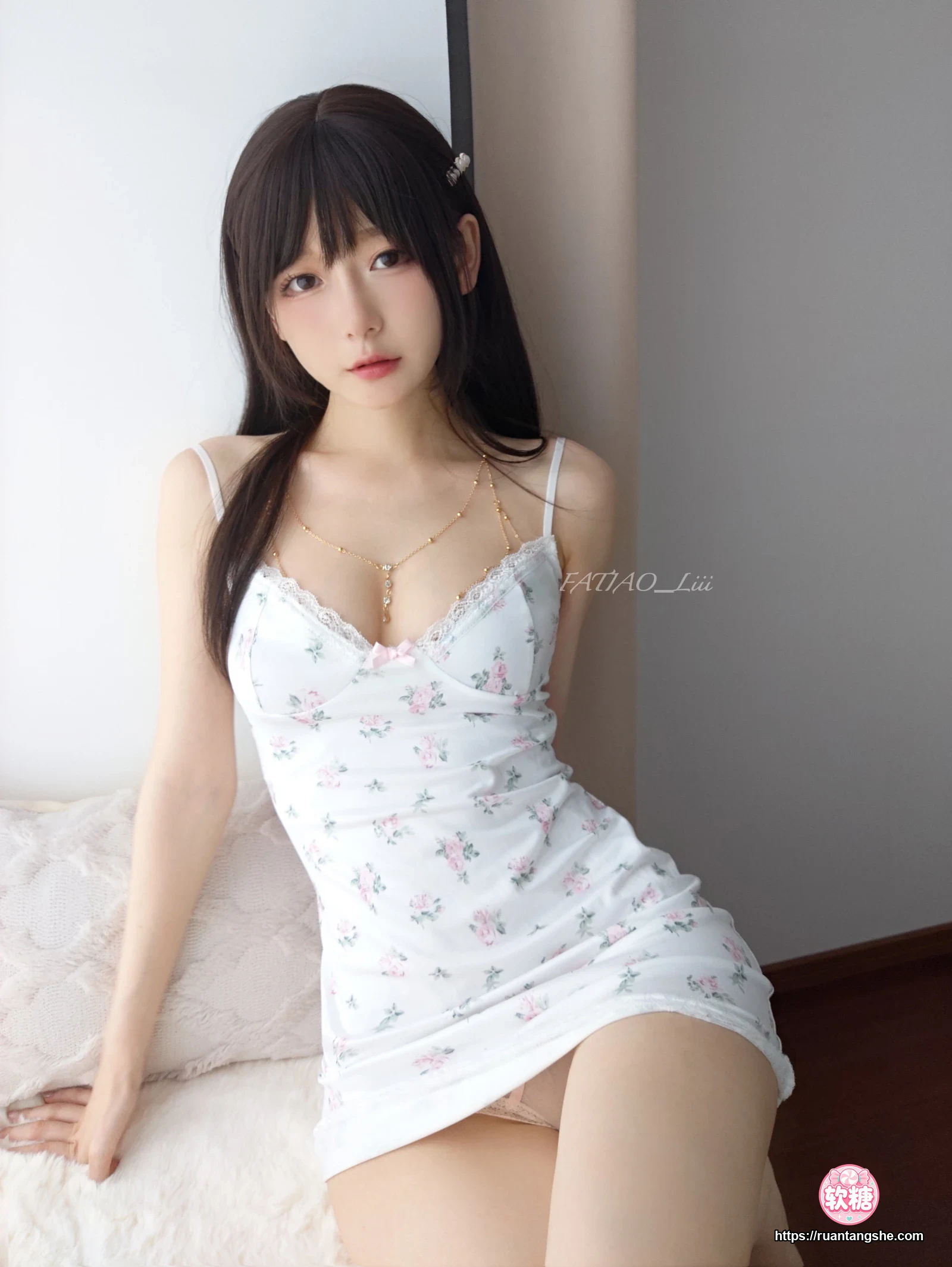 迷之呆梨 迷之呆梨 NO.036 - Fantia 2023年07月会员合集(8期)