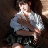 花铃《午后》写真图集 16P｜在线预览与图包下载