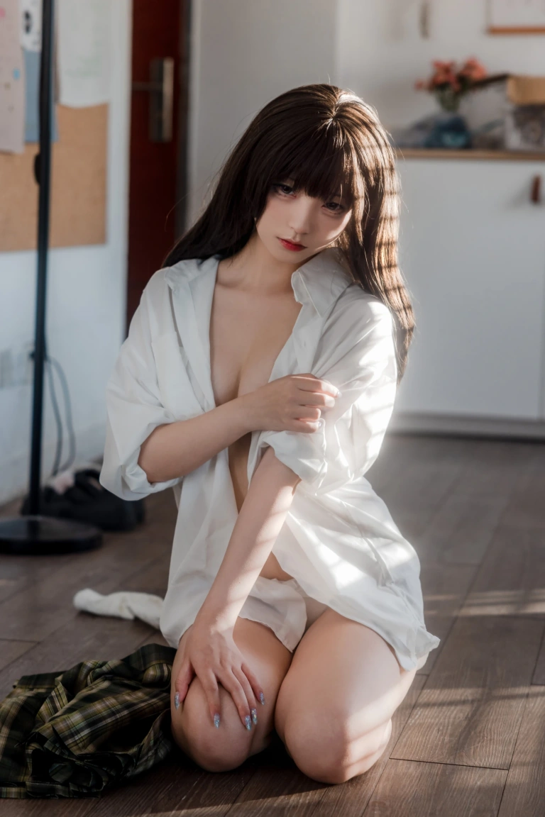 花铃《午后》写真图集 16P｜在线预览与图包下载