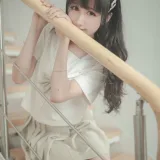 木棉棉《水手服》写真图集 19P｜在线预览与图包下载