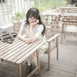 木棉棉《水手服》写真图集 19P｜在线预览与图包下载