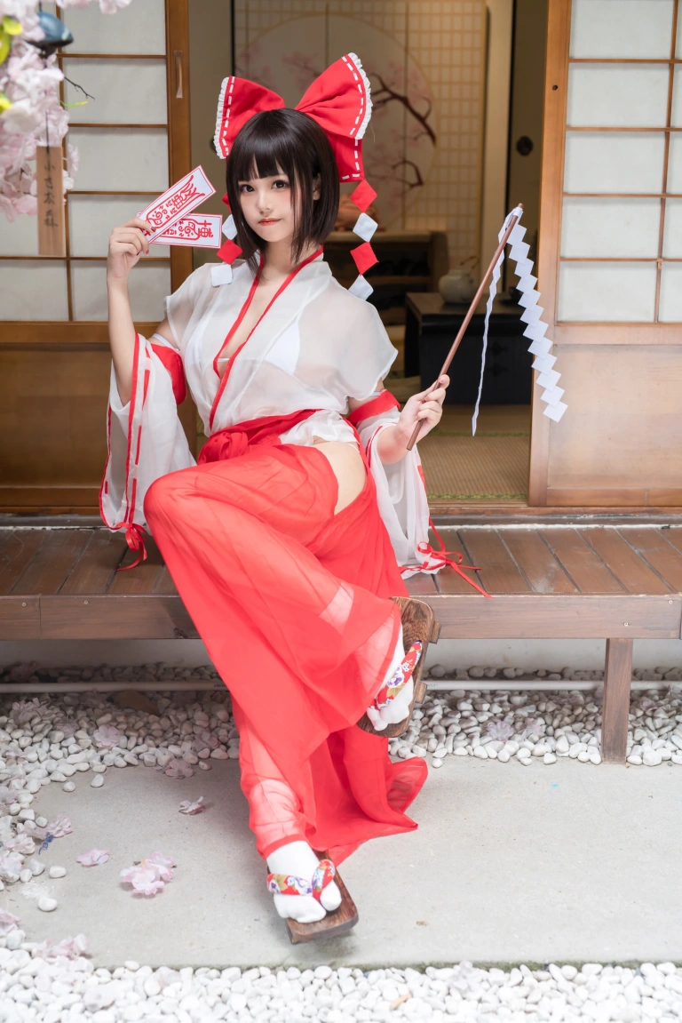 蜜汁猫裘《2020巫女》写真图集 61P｜在线预览与图包下载
