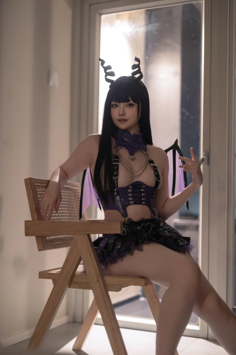 屿鱼《凋零月影》写真图集 29P｜在线预览与图包下载