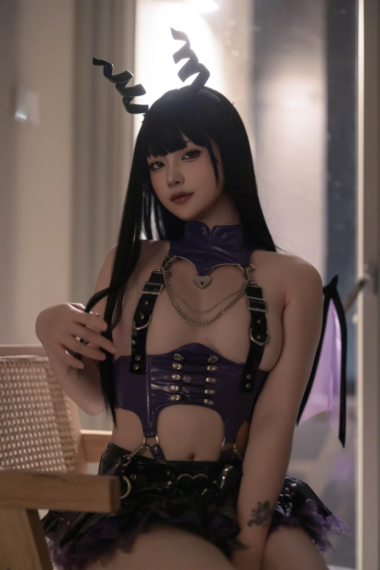 屿鱼《凋零月影》写真图集 29P｜在线预览与图包下载