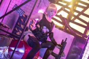 皮皮奶《战术背心》写真图集 51P｜在线预览与图包下载