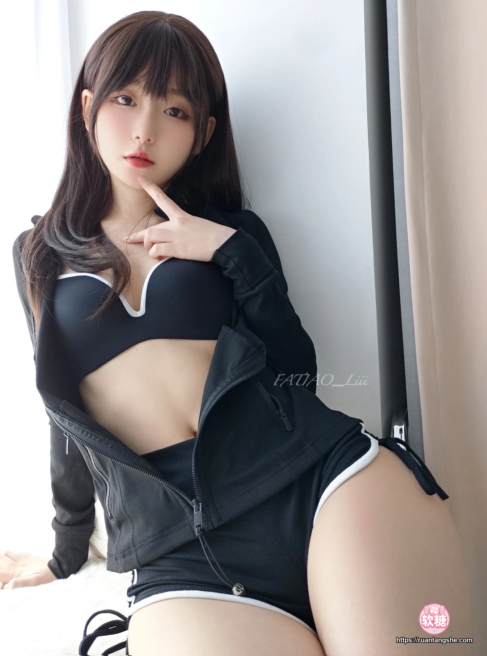 迷之呆梨 迷之呆梨 NO.037 - Fantia 2023年08月会员合集(8期)