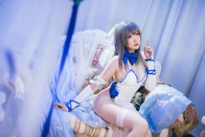 瓜希酱《路易九世礼》写真图集 22P｜在线预览与图包下载