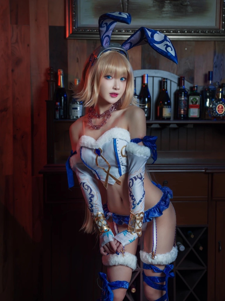 阿包也是兔娘《贞德兔女郎》写真图集 25P｜在线预览与图包下载