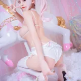 蜜汁猫裘《糖果假期》写真图集 30P｜在线预览与图包下载