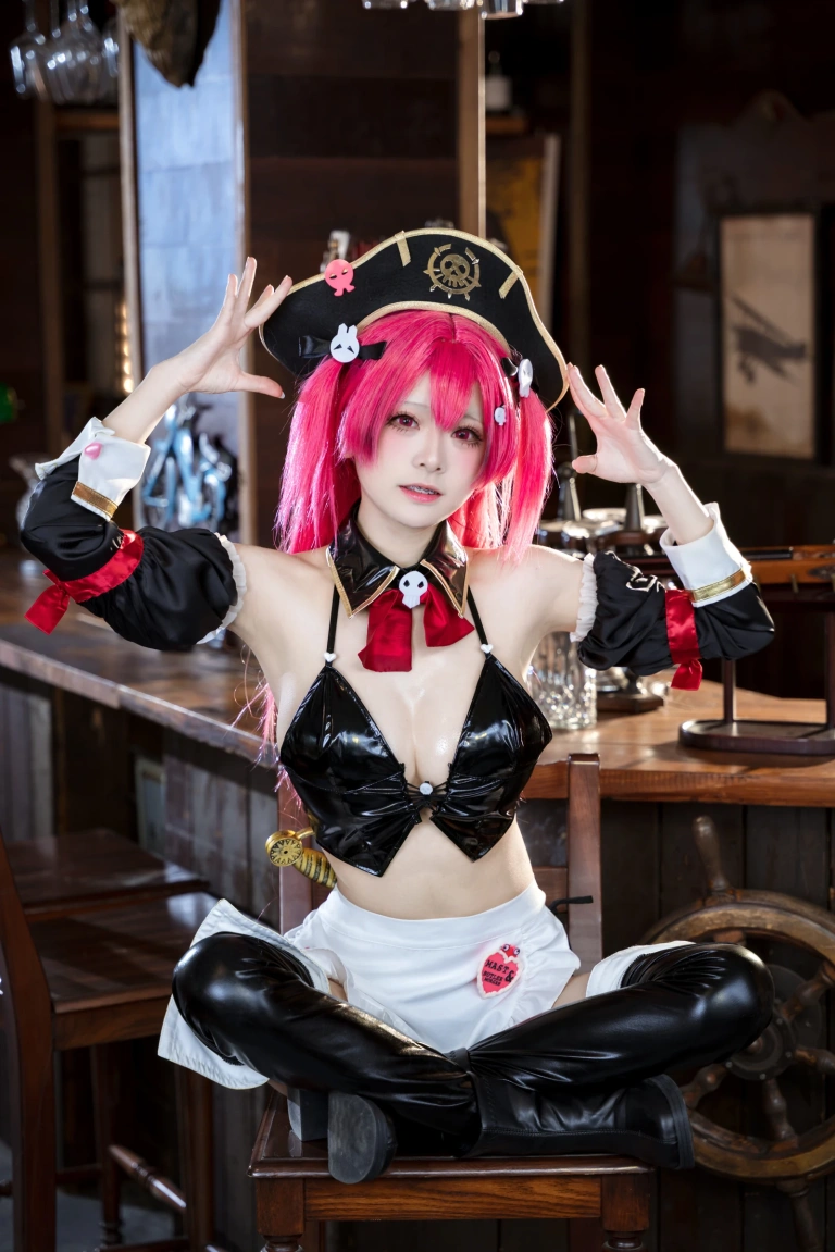 九柒喵《马斯特》写真图集 58P｜在线预览与图包下载
