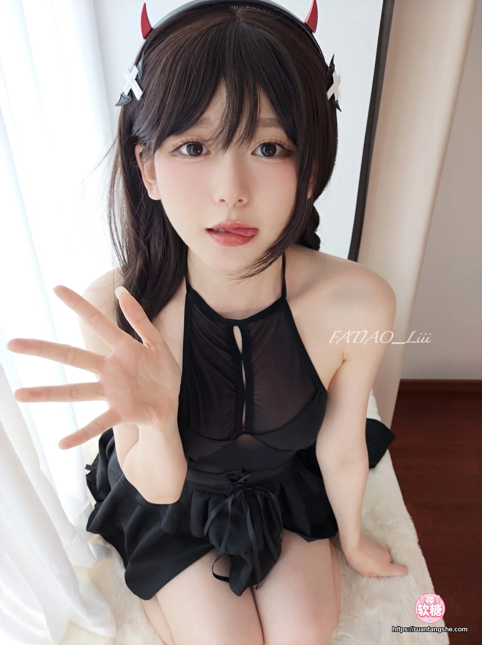 迷之呆梨 迷之呆梨 NO.038 - Fantia 2023年09月会员合集(6期)