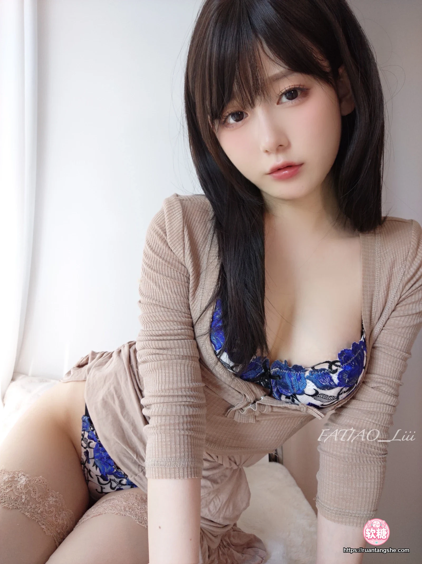 迷之呆梨 迷之呆梨 NO.038 - Fantia 2023年09月会员合集(6期)