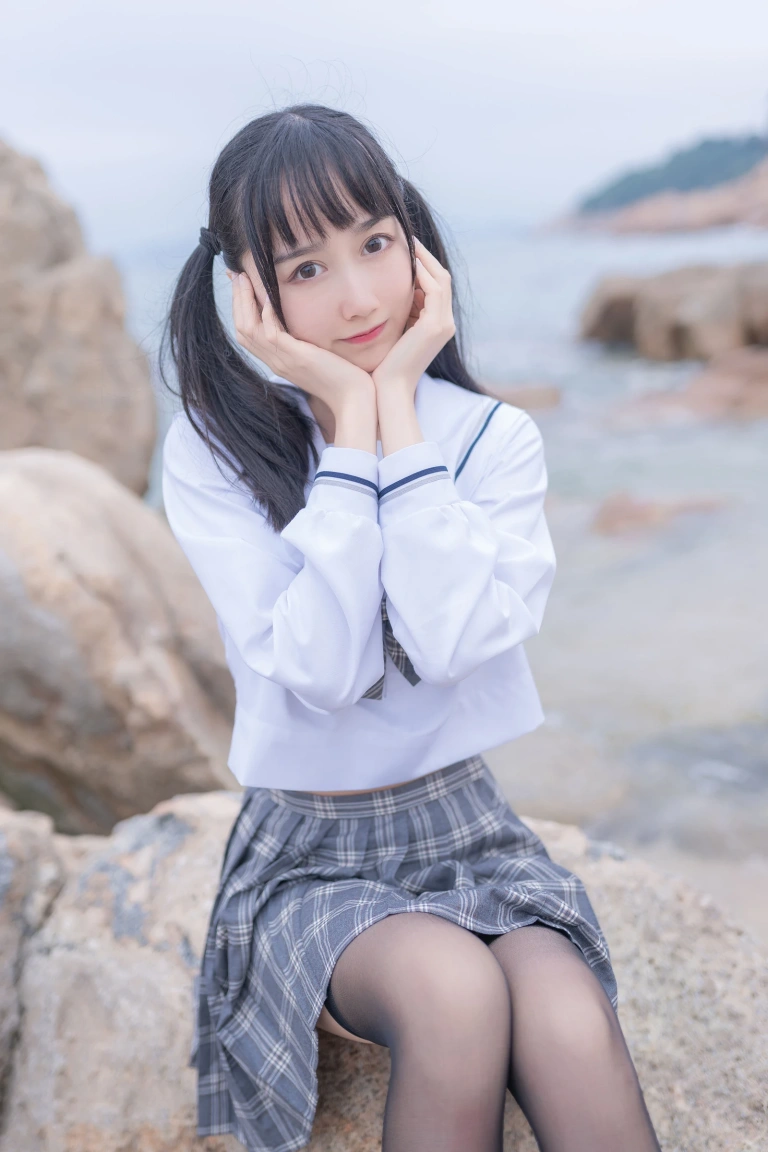 木棉棉《海边JK》写真图集 40P｜在线预览与图包下载