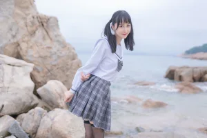 木棉棉《海边JK》写真图集 40P｜在线预览与图包下载