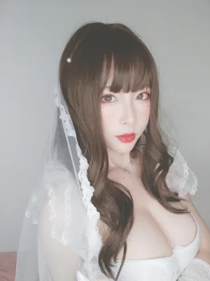 清水由乃《花嫁自拍》写真图集 44P+2V｜在线预览与图包下载