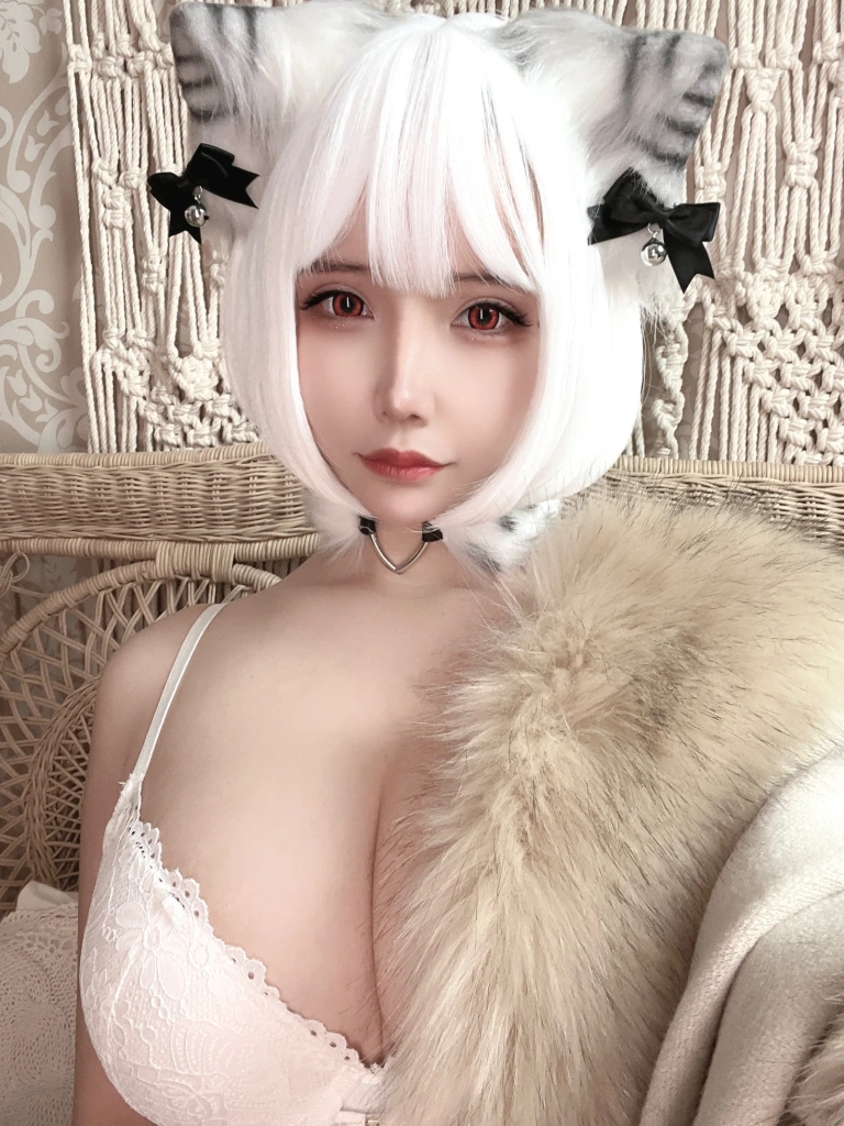 抱走莫子《虎年专辑 小脑斧》写真图集 51P+2V｜在线预览与图包下载