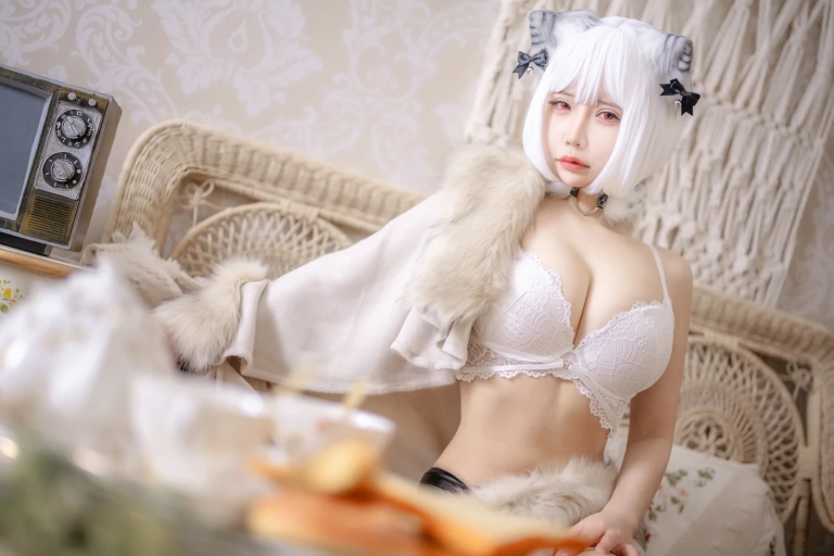 抱走莫子《虎年专辑 小脑斧》写真图集 51P+2V｜在线预览与图包下载