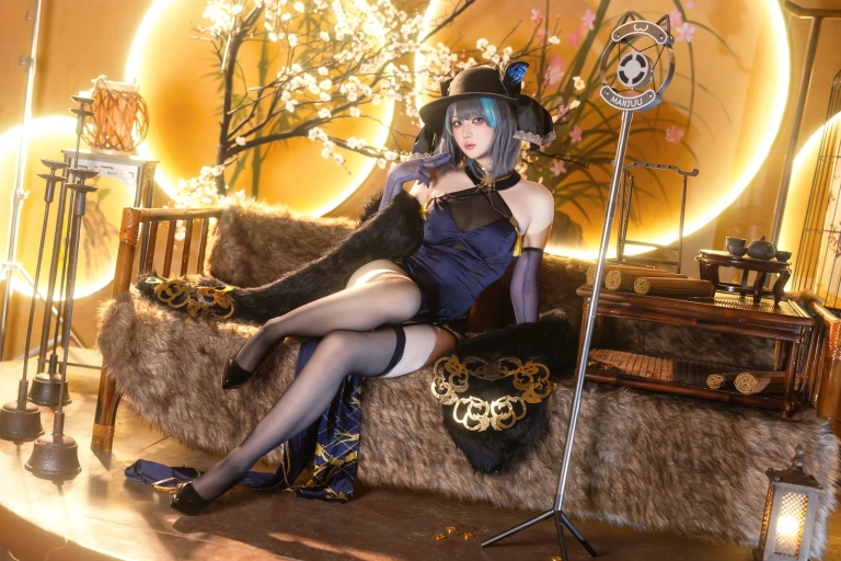 屿鱼《金装猫猫头》写真图集 60P｜在线预览与图包下载