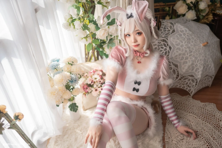 皮皮奶《粉色兔兔》写真图集 71P｜在线预览与图包下载