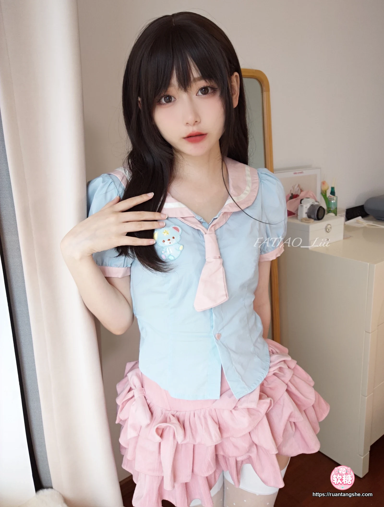 迷之呆梨 迷之呆梨 NO.039 - Fantia 2023年10月会员合集(6期)