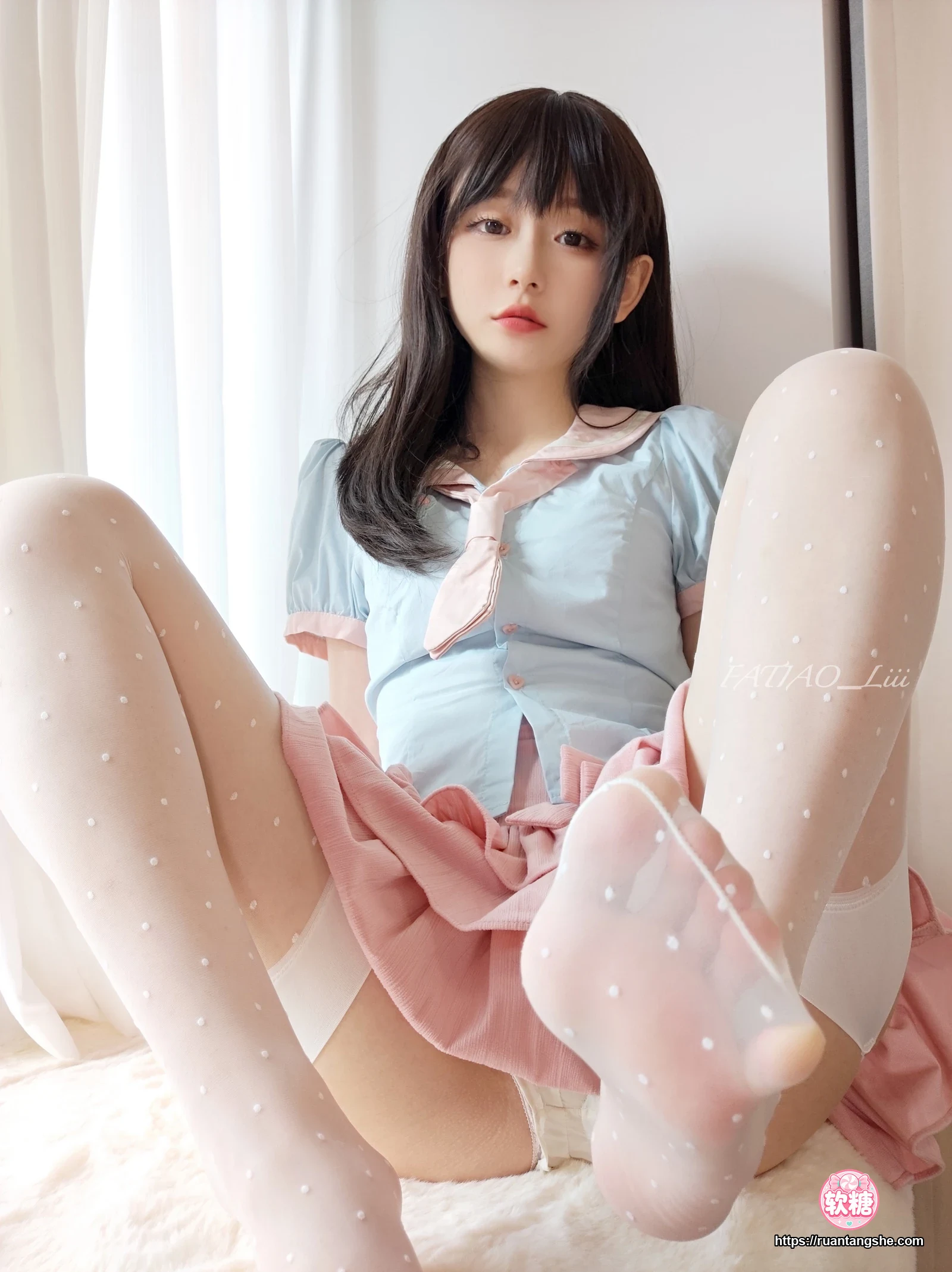 迷之呆梨 迷之呆梨 NO.039 - Fantia 2023年10月会员合集(6期)