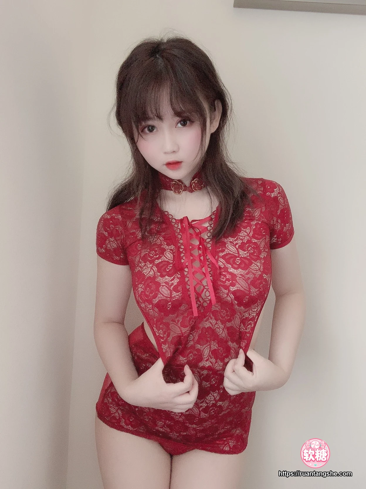 依酱 依酱 NO.03 - 红色旗袍