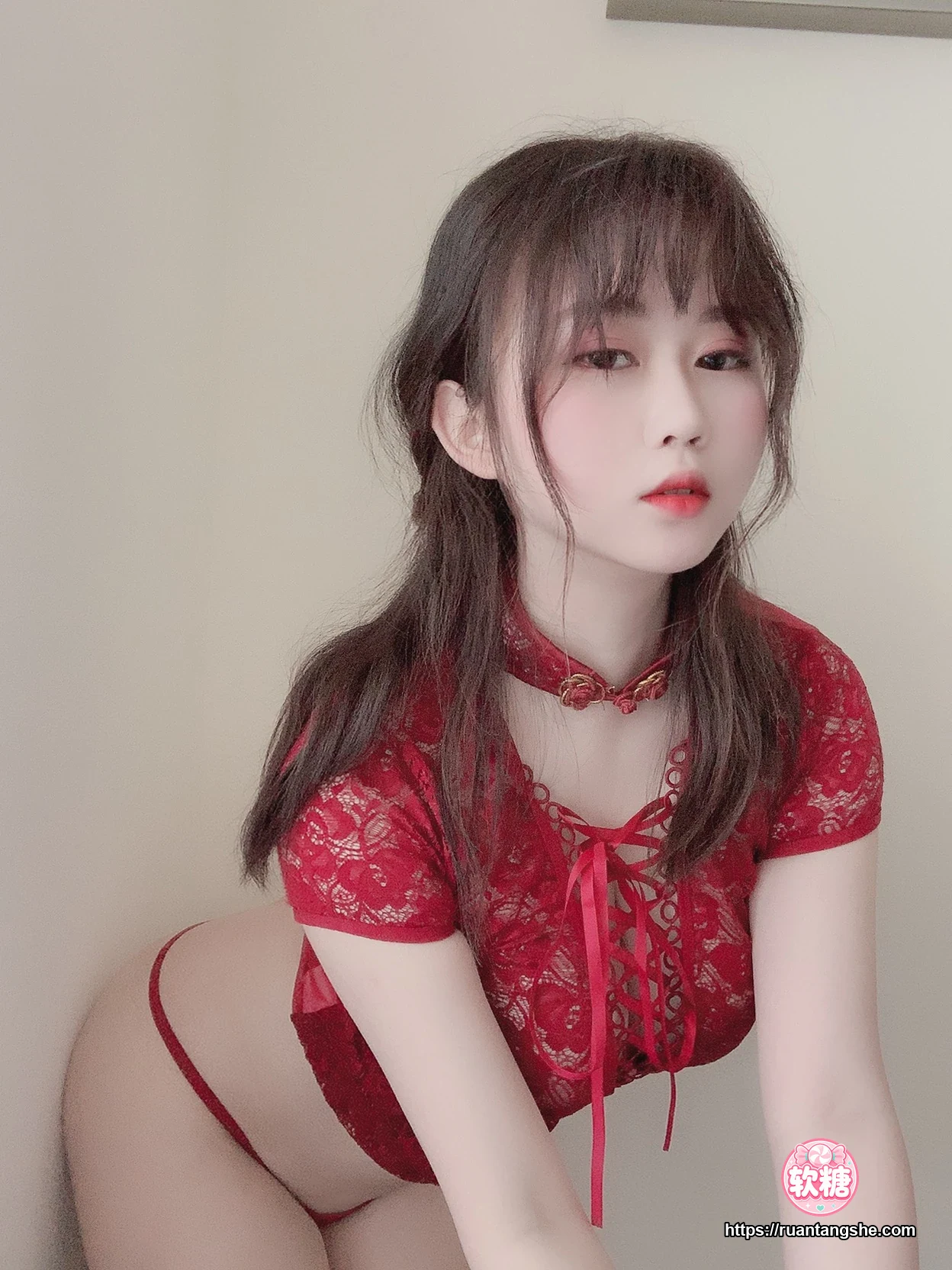 依酱 依酱 NO.03 - 红色旗袍