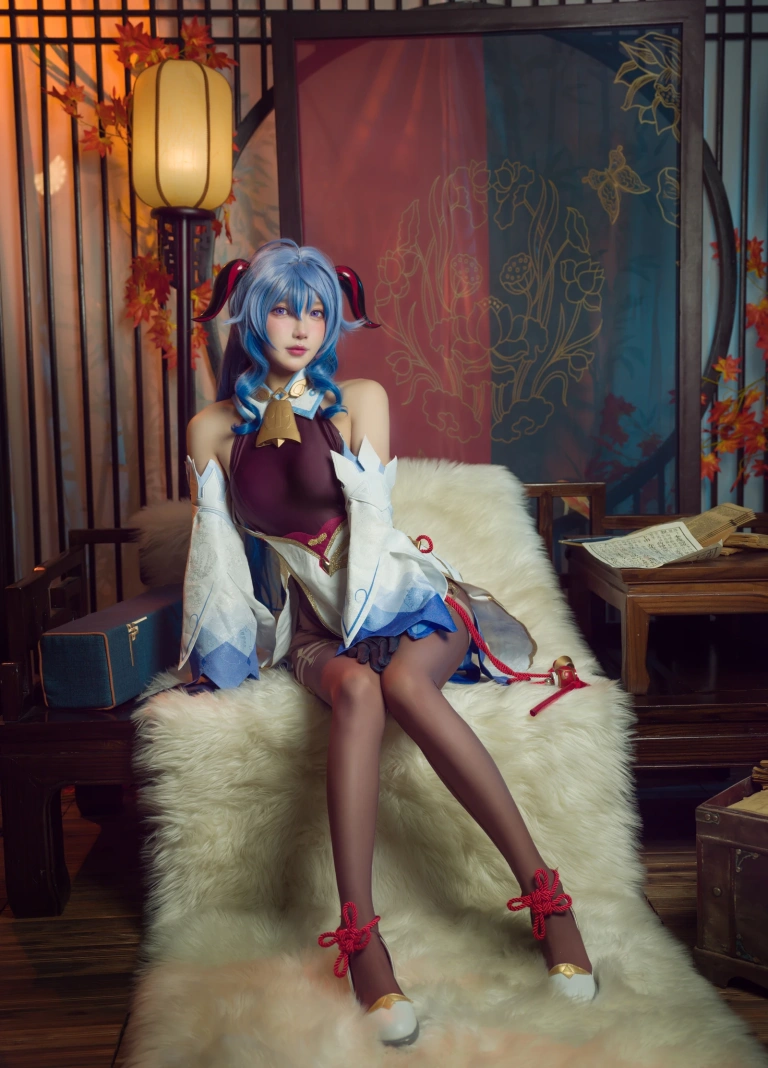 阿包也是兔娘《2021.11月舰长图包 原神 甘雨》写真图集 30P｜在线预览与图包下载