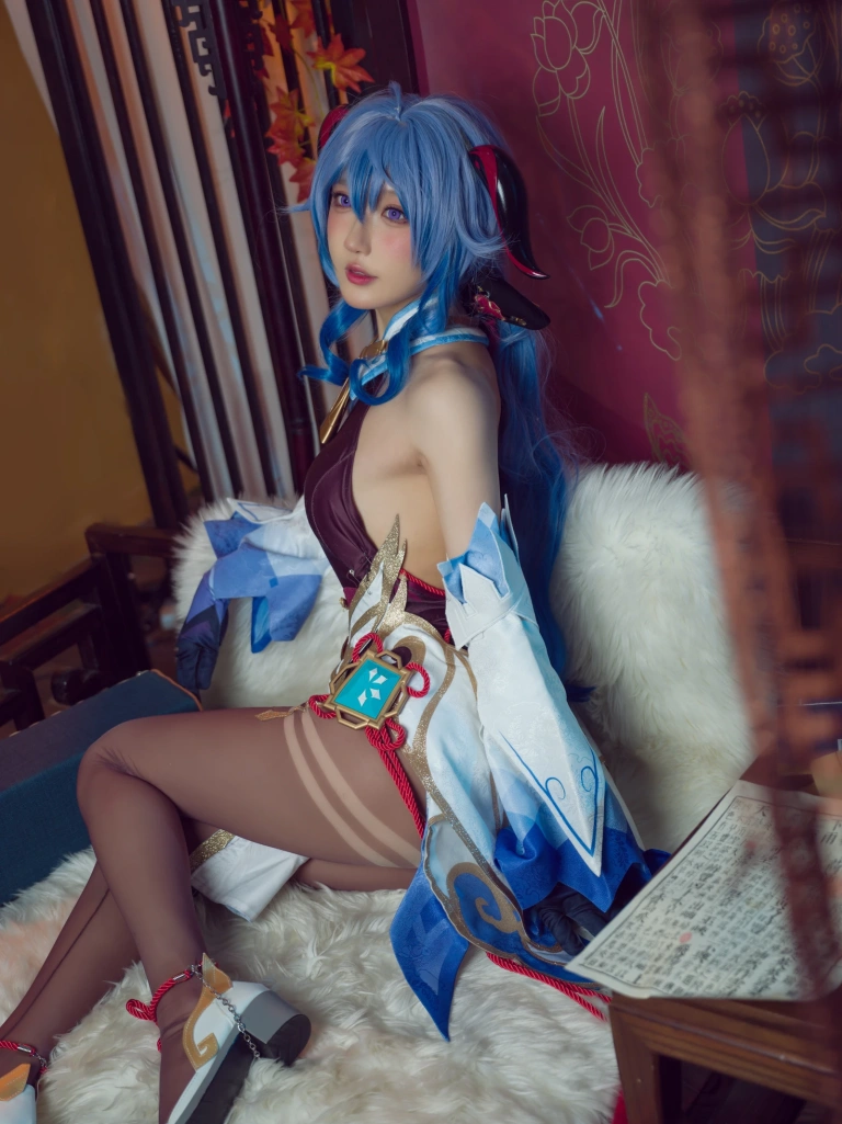 阿包也是兔娘《2021.11月舰长图包 原神 甘雨》写真图集 30P｜在线预览与图包下载