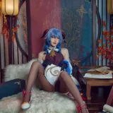 阿包也是兔娘《2021.11月舰长图包 原神 甘雨》写真图集 30P｜在线预览与图包下载