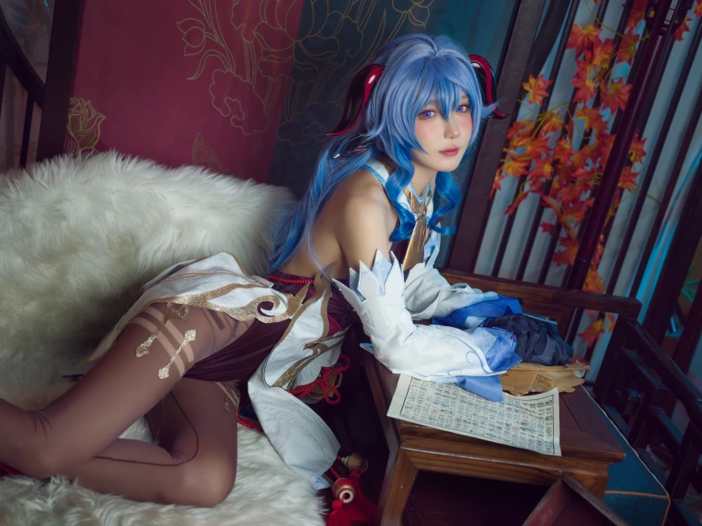 阿包也是兔娘《2021.11月舰长图包 原神 甘雨》写真图集 30P｜在线预览与图包下载