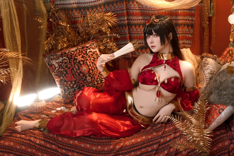 屿鱼《大凤舞娘 新年特典》写真图集 50P｜在线预览与图包下载