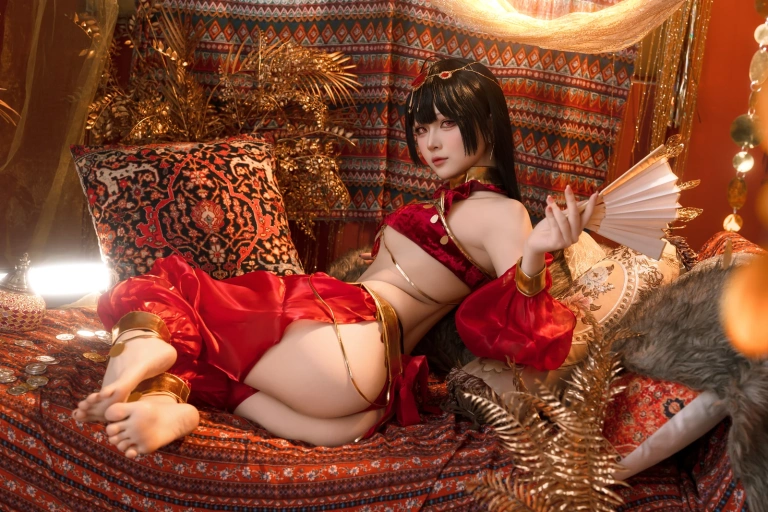 屿鱼《大凤舞娘 新年特典》写真图集 50P｜在线预览与图包下载