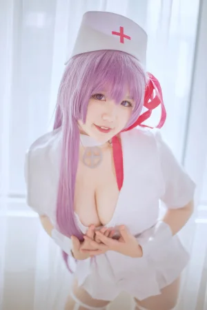 阿半今天很开心《BB护士》写真图集 25P｜在线预览与图包下载