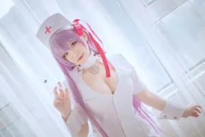 阿半今天很开心《BB护士》写真图集 25P｜在线预览与图包下载