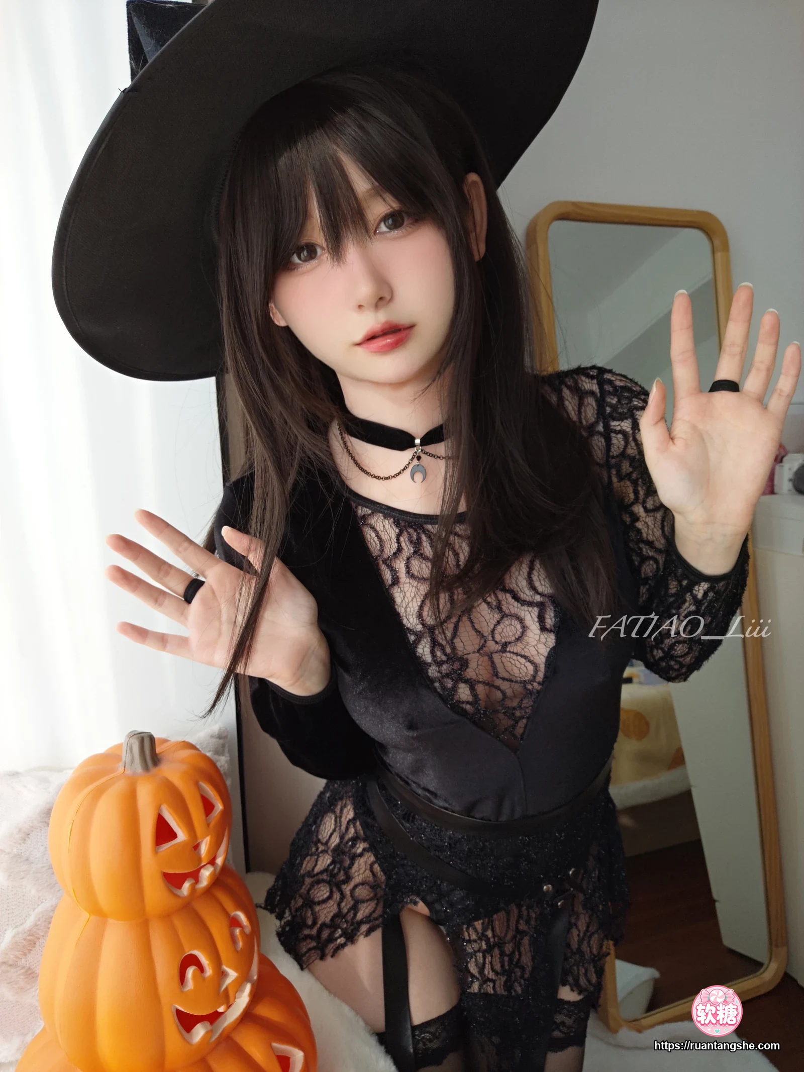 迷之呆梨 迷之呆梨 NO.040 - Fantia 2023年11月会员合集(7期)