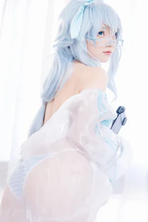 花铃《PA-15游戏时光》写真图集 14P｜在线预览与图包下载