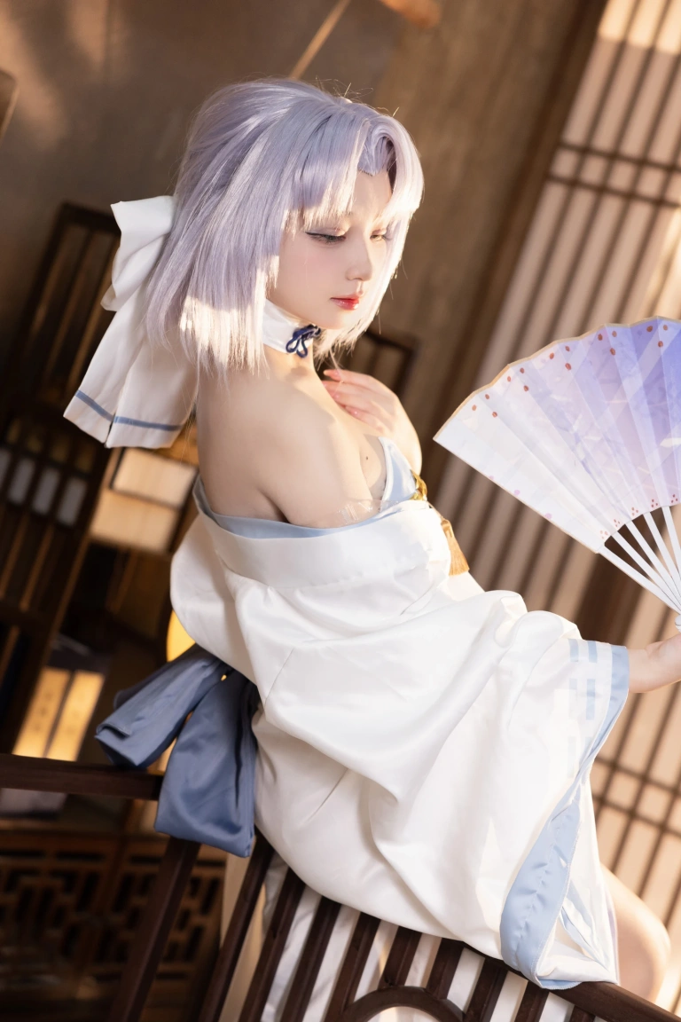 花铃《闪乱神乐 雪泉修》写真图集 18P｜在线预览与图包下载