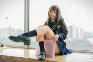 浅安安《风纪委员》写真图集 40P｜在线预览与图包下载