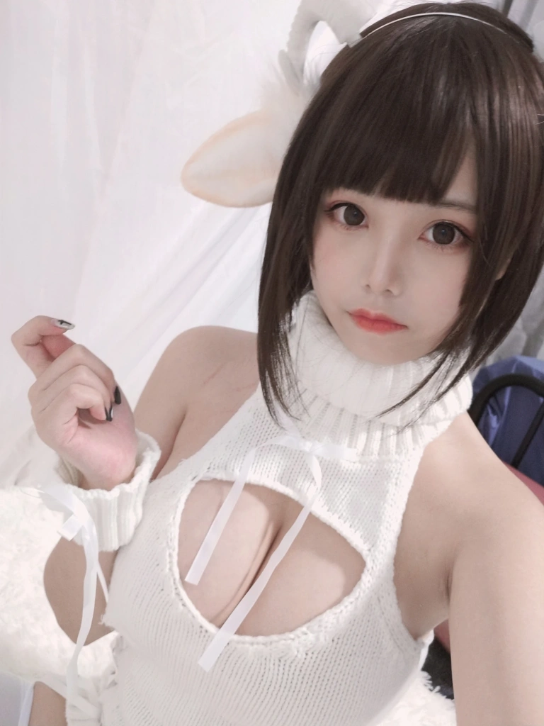 蜜汁猫裘《白丝毛衣》写真图集 40P+3V｜在线预览与图包下载