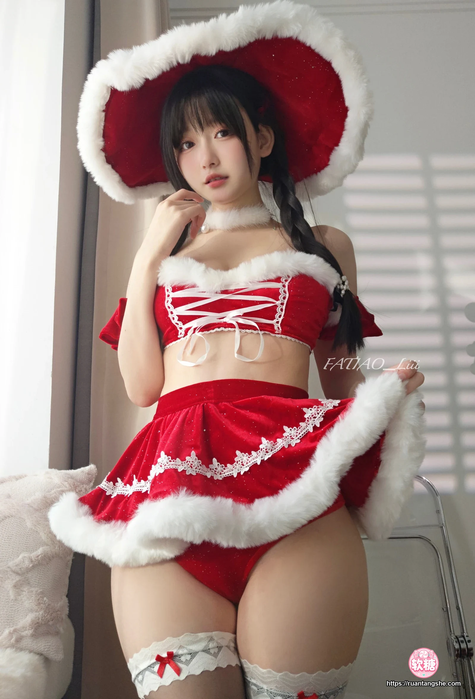 迷之呆梨 迷之呆梨 NO.041 - Fantia 2023年12月会员合集(7期)