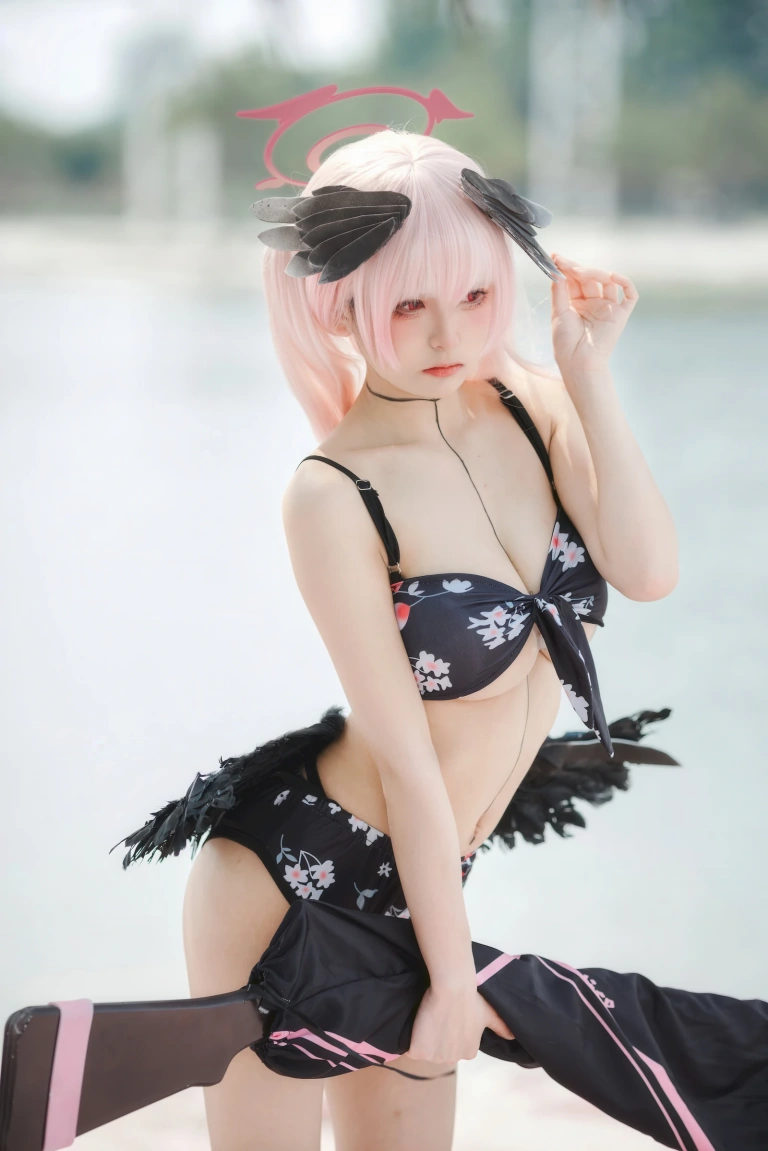 九柒喵《碧蓝航线 小春泳装》写真图集 27P｜在线预览与图包下载