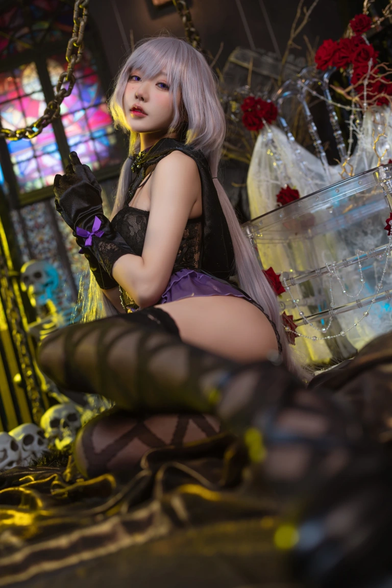 阿包也是兔娘《午夜瞌睡魔女》写真图集 40P｜在线预览与图包下载