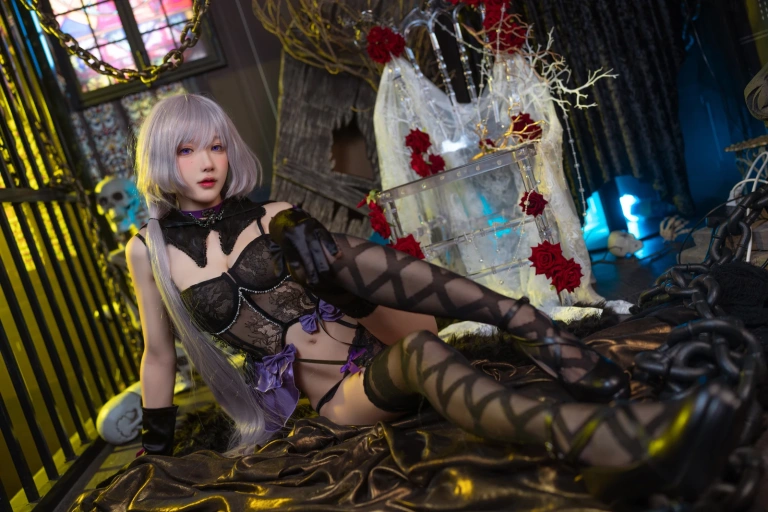 阿包也是兔娘《午夜瞌睡魔女》写真图集 40P｜在线预览与图包下载