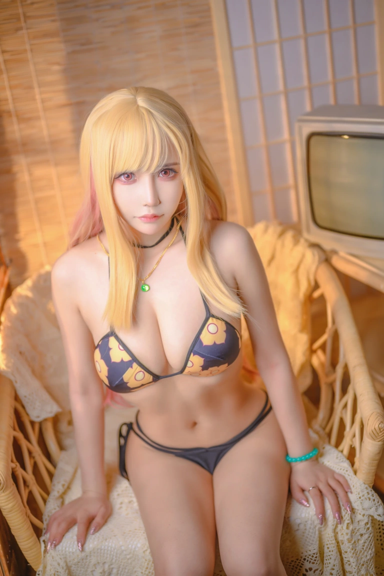 抱走莫子《喜多川泳装》写真图集 44P+8V｜在线预览与图包下载