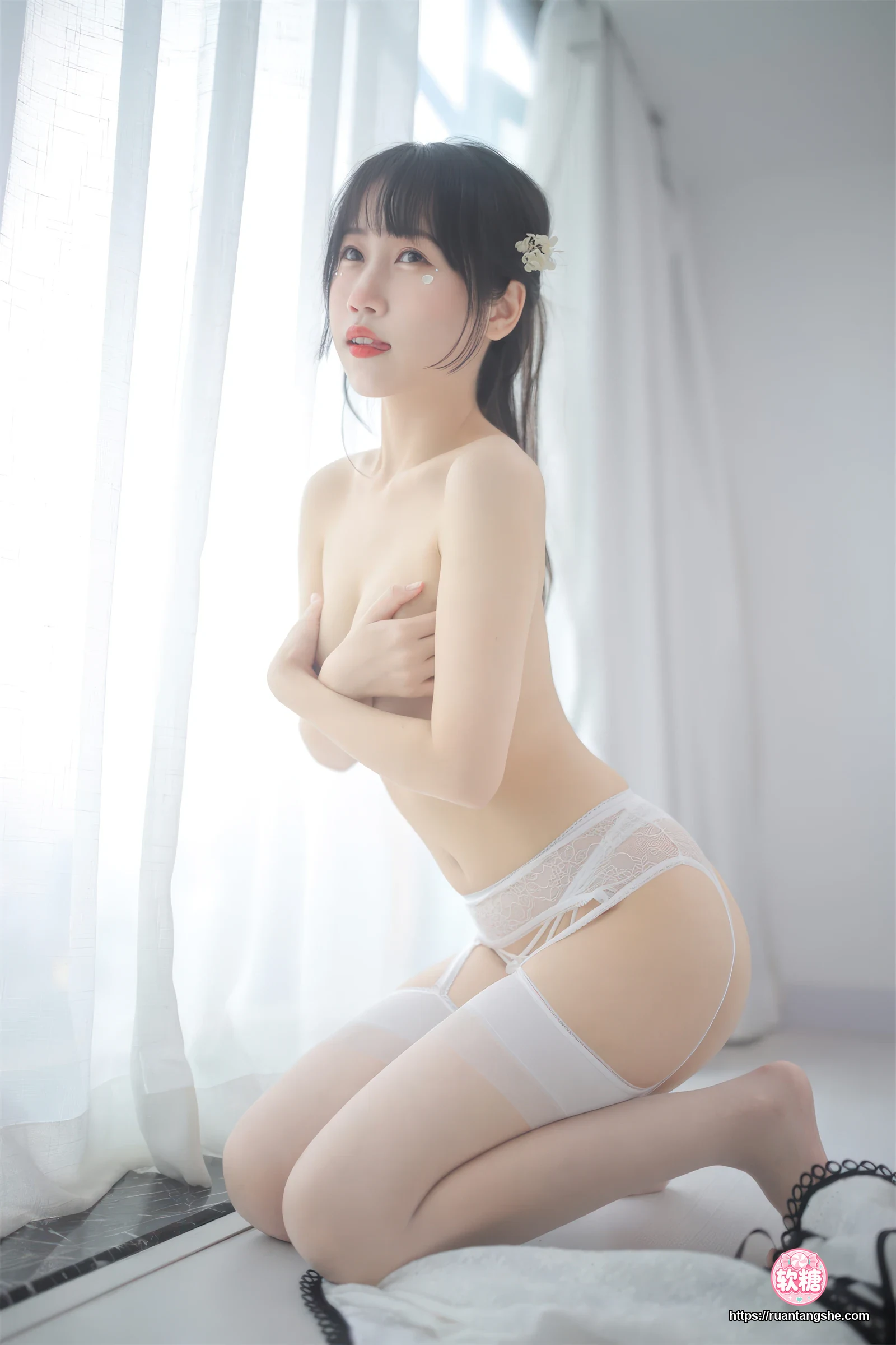 不呆猫 不呆猫 NO.042 - 人妻白旗袍