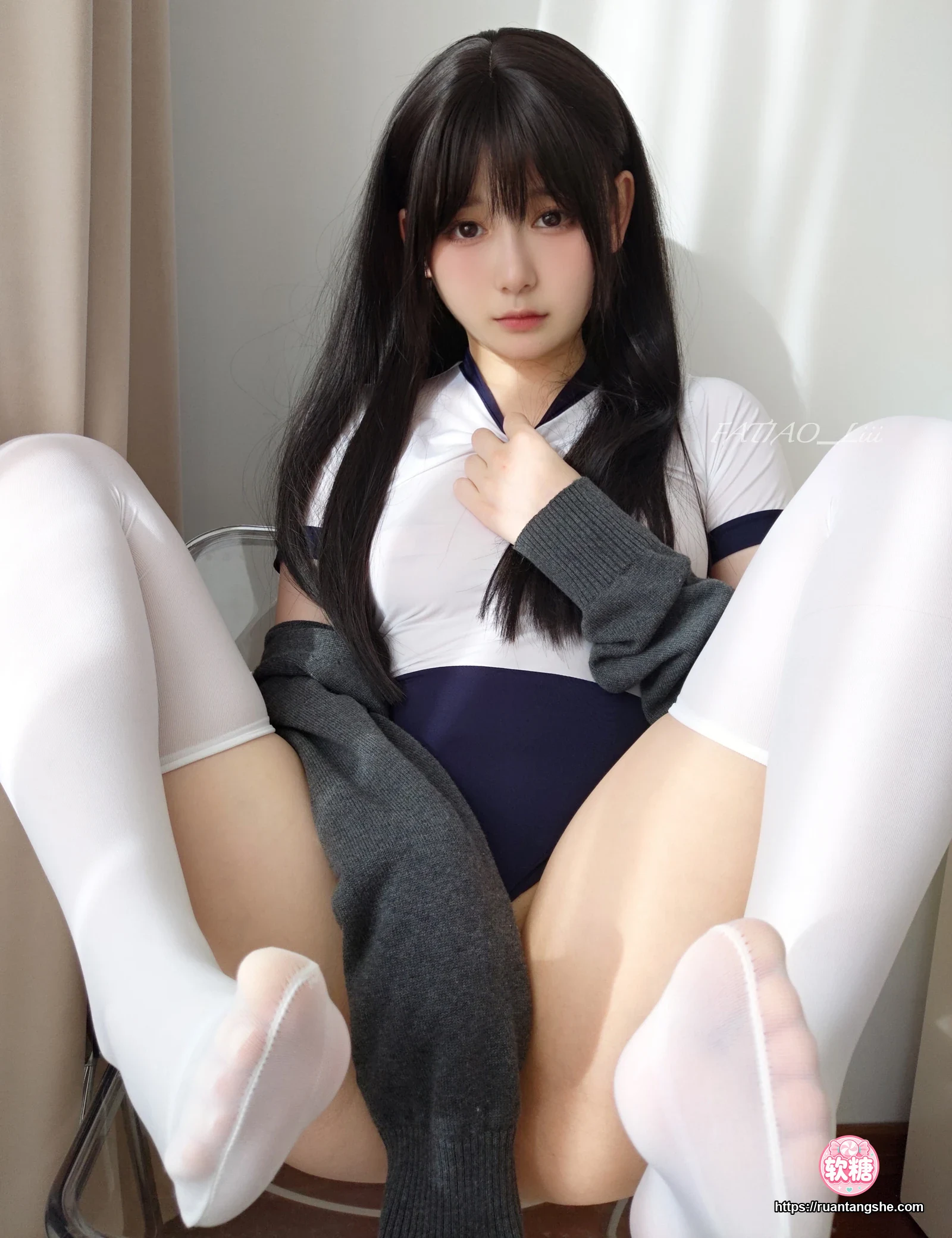 迷之呆梨 迷之呆梨 NO.042 - Fantia 2024年01月会员合集(5期)