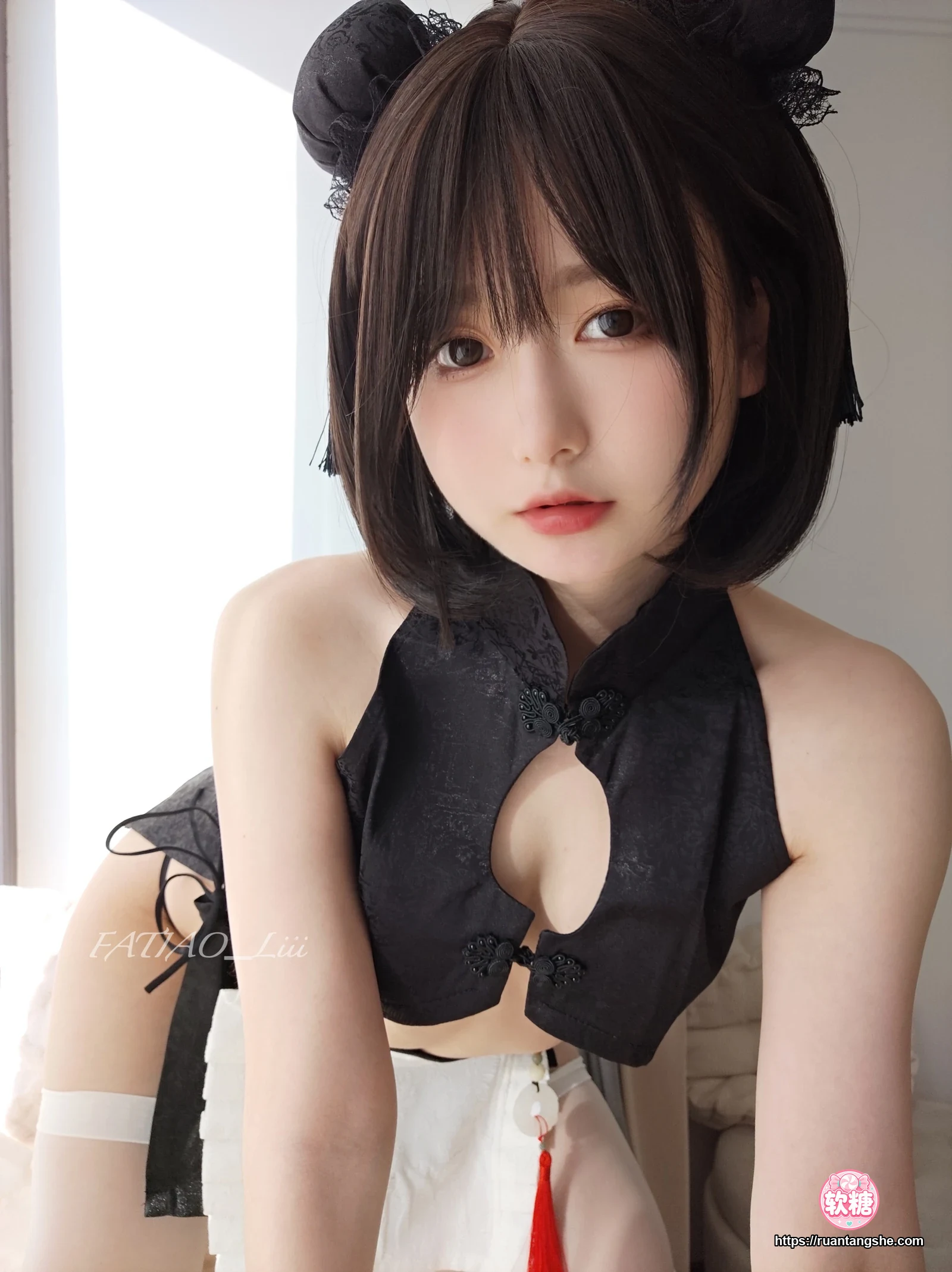 迷之呆梨 迷之呆梨 NO.042 - Fantia 2024年01月会员合集(5期)