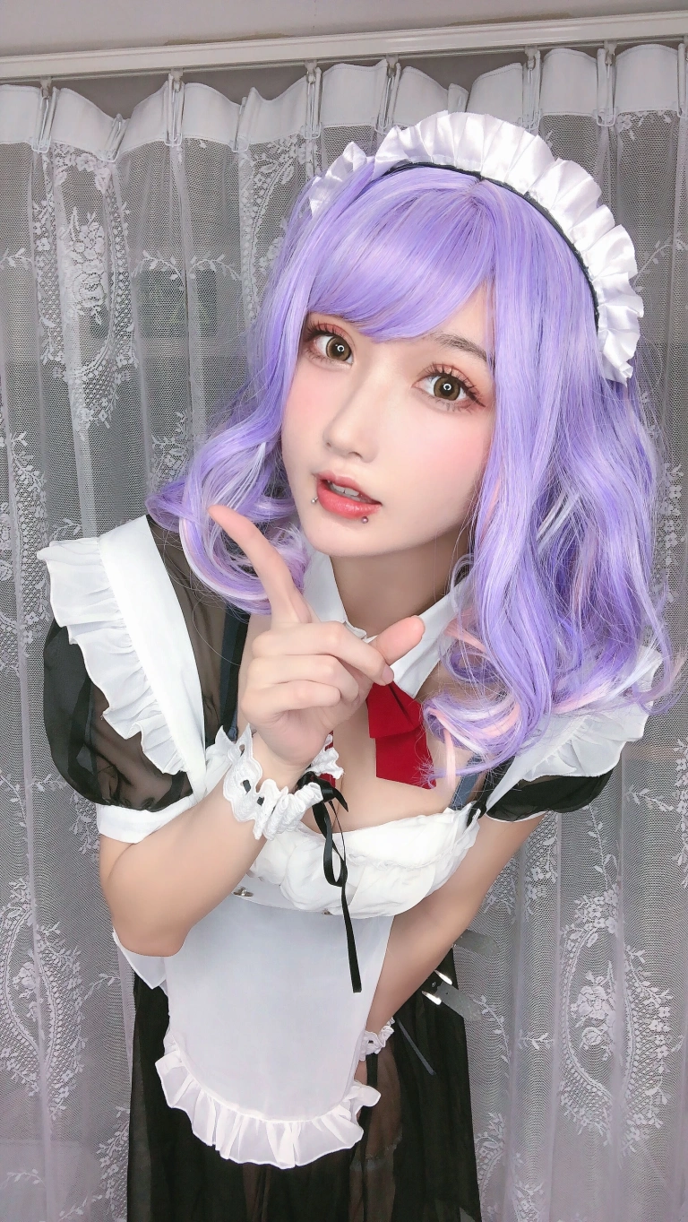 阿包也是兔娘《自拍女仆》写真图集 10P｜在线预览与图包下载