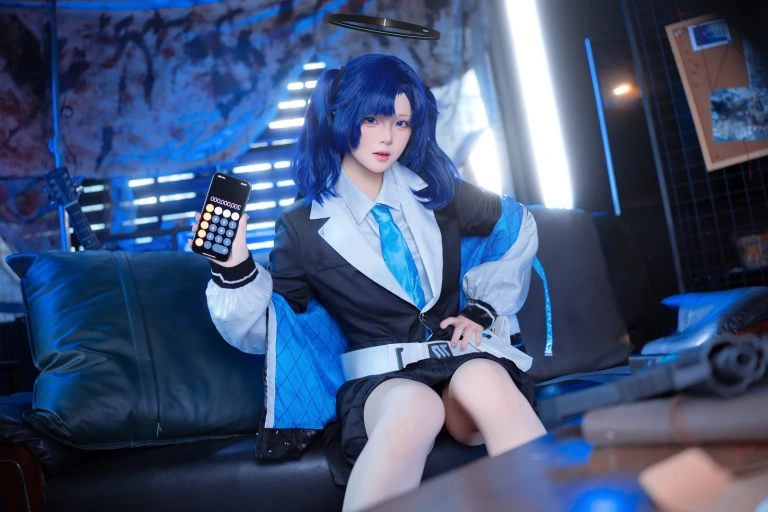 屿鱼《优香》写真图集 45P｜在线预览与图包下载